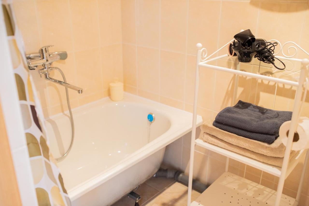 Centro Apartamentai Naujoji Akmene Kültér fotó