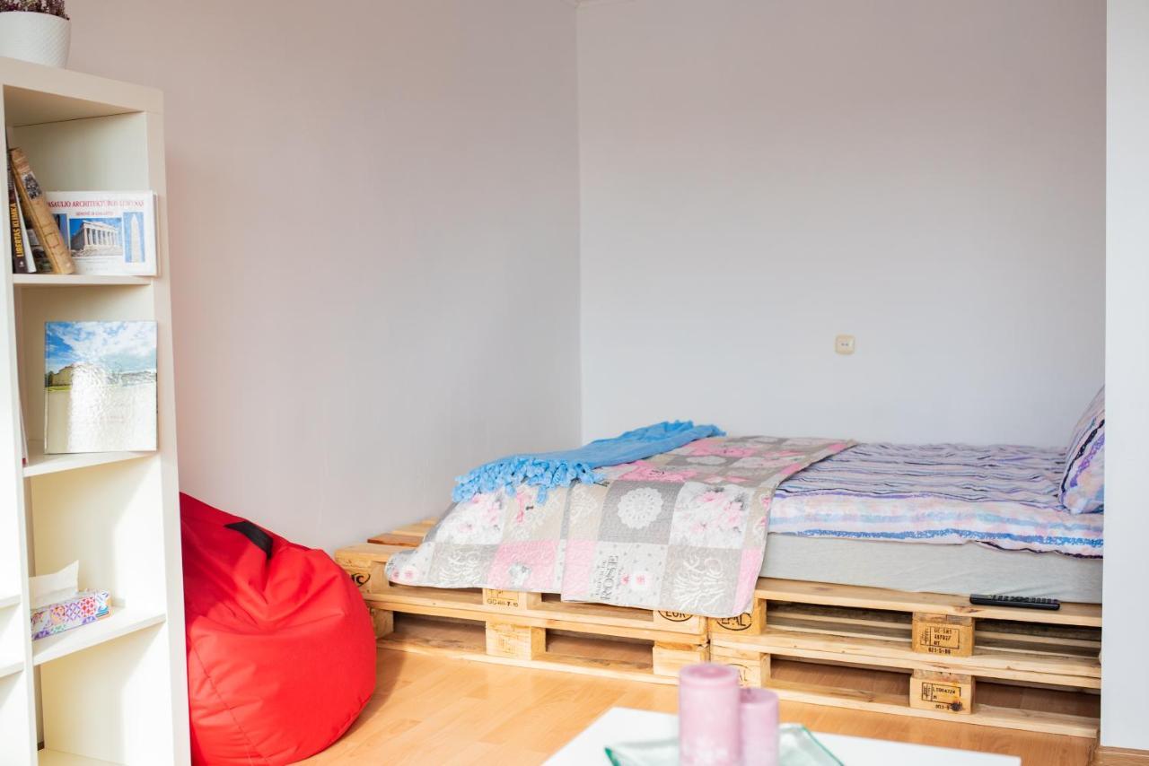 Centro Apartamentai Naujoji Akmene Kültér fotó